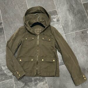 JCrew washed utility jacket, army green. Size 0/Small